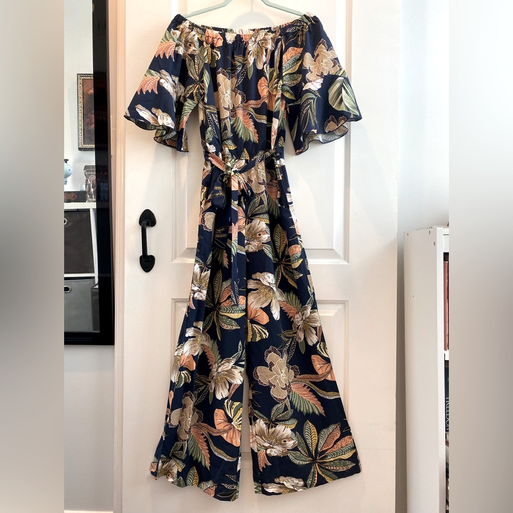 Summer floral off shoulder jumpsuit (navy floral, S)